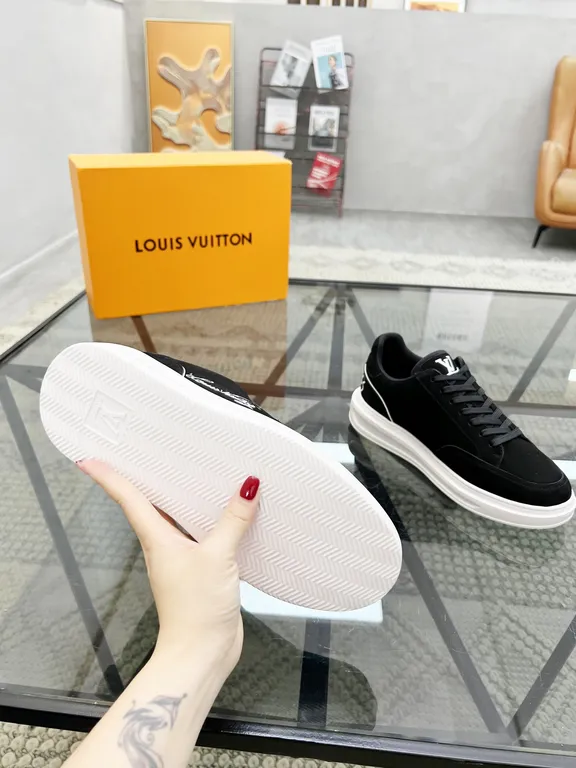 Louis Vuitton Shoe 